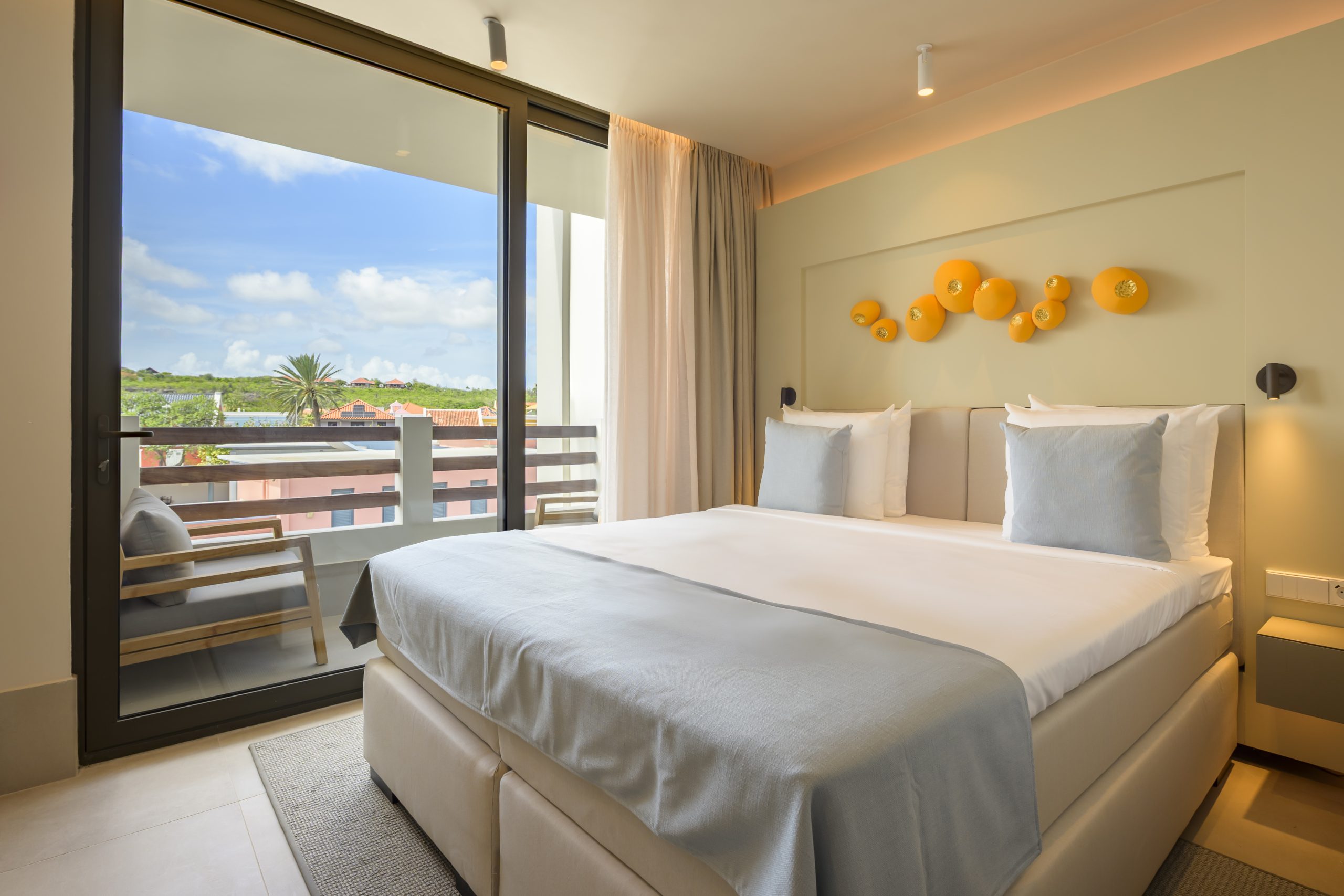 Luxury Room – City View